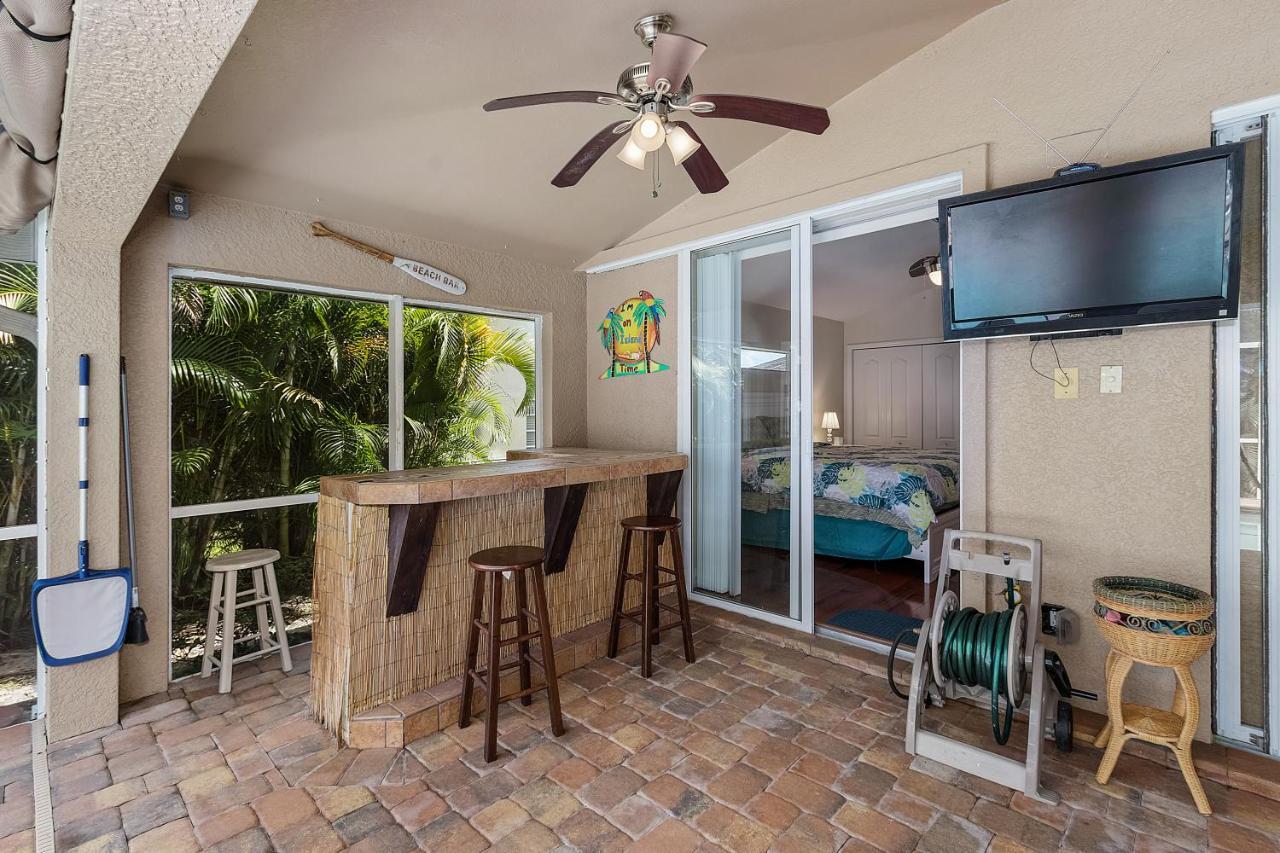 Luxury Home, Hot Tub, Heated Pool, Tiki Bar - Villa Spain Cape Coral Extérieur photo