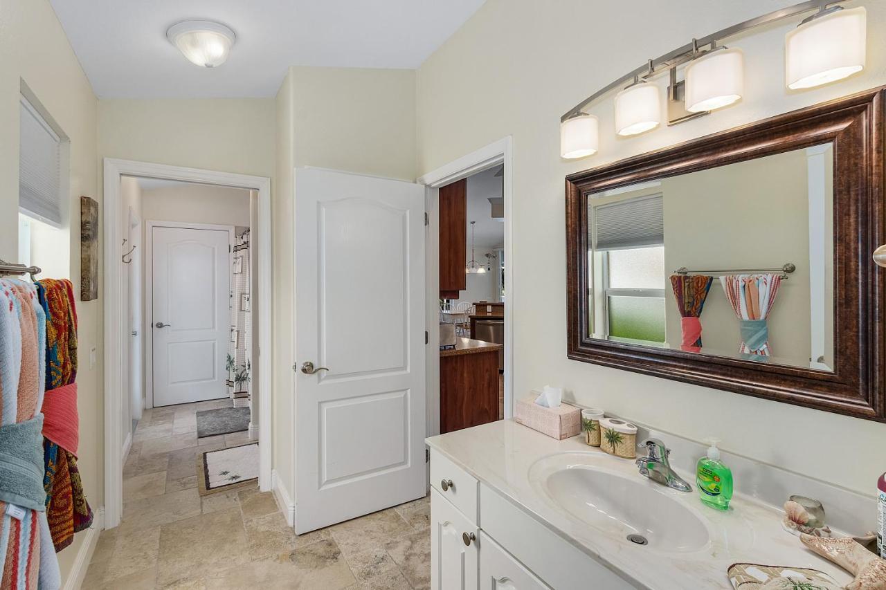 Luxury Home, Hot Tub, Heated Pool, Tiki Bar - Villa Spain Cape Coral Extérieur photo