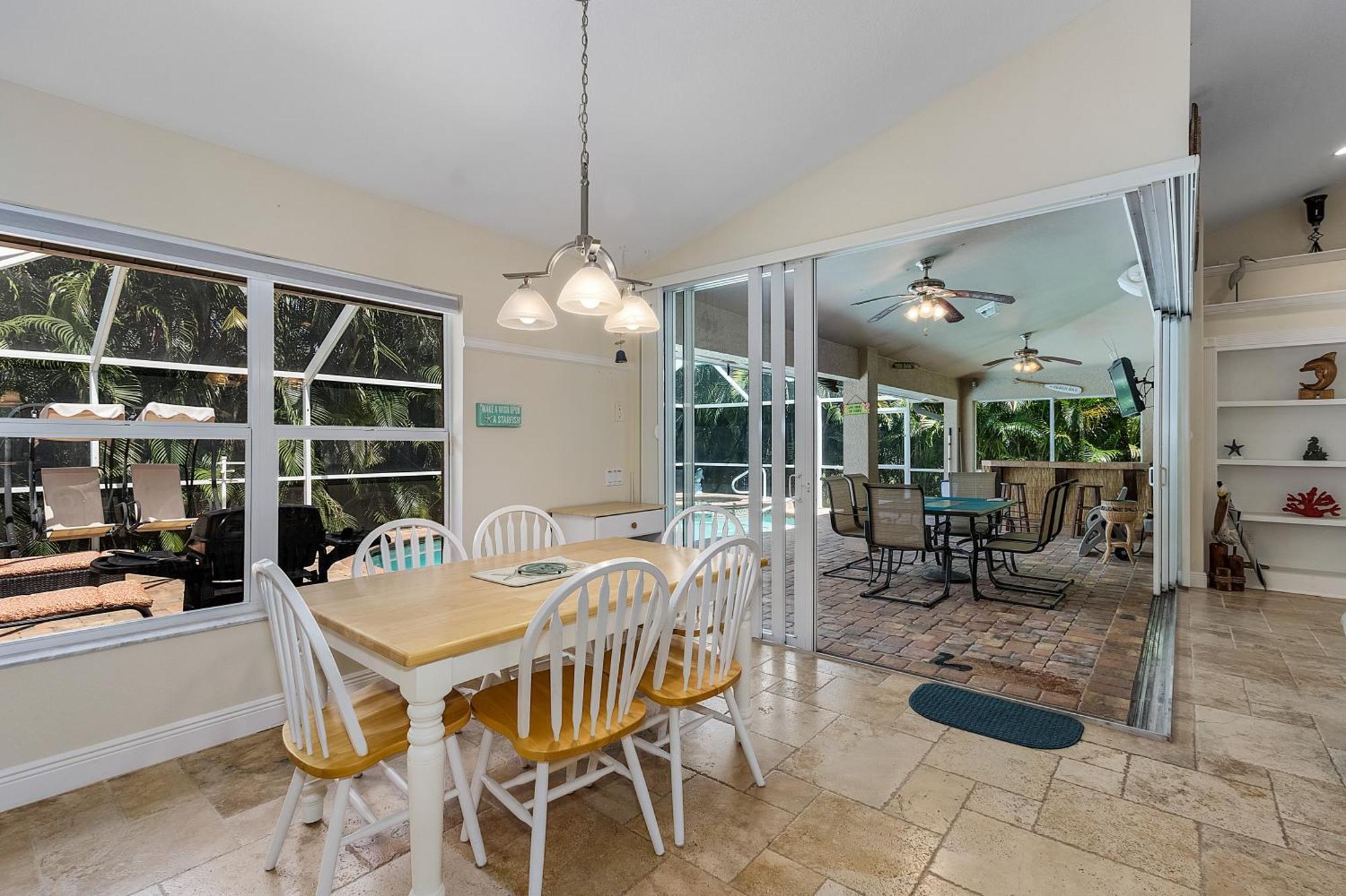 Luxury Home, Hot Tub, Heated Pool, Tiki Bar - Villa Spain Cape Coral Extérieur photo